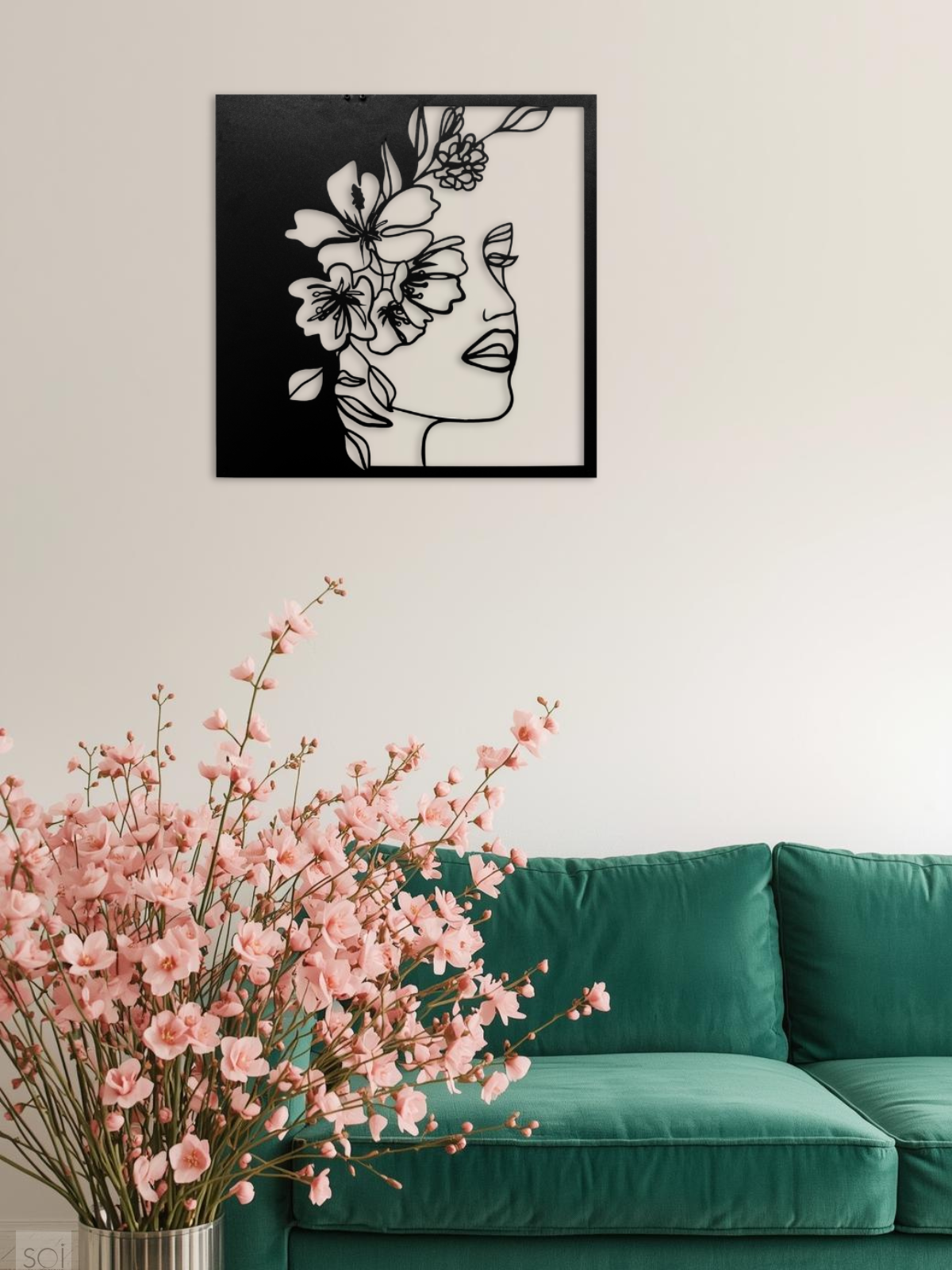 FLORA ÇİÇEKLİ KADIN FİGÜRÜ METAL DUVAR TABLOSU